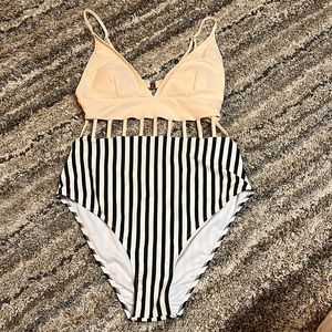 Cupshe Striped One-Piece Bathing Suit